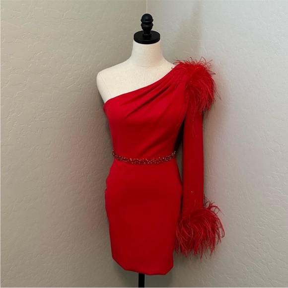 🌙💙 SAY YES TO THE DRESS 🌎🌟 - Picture 3 of 16